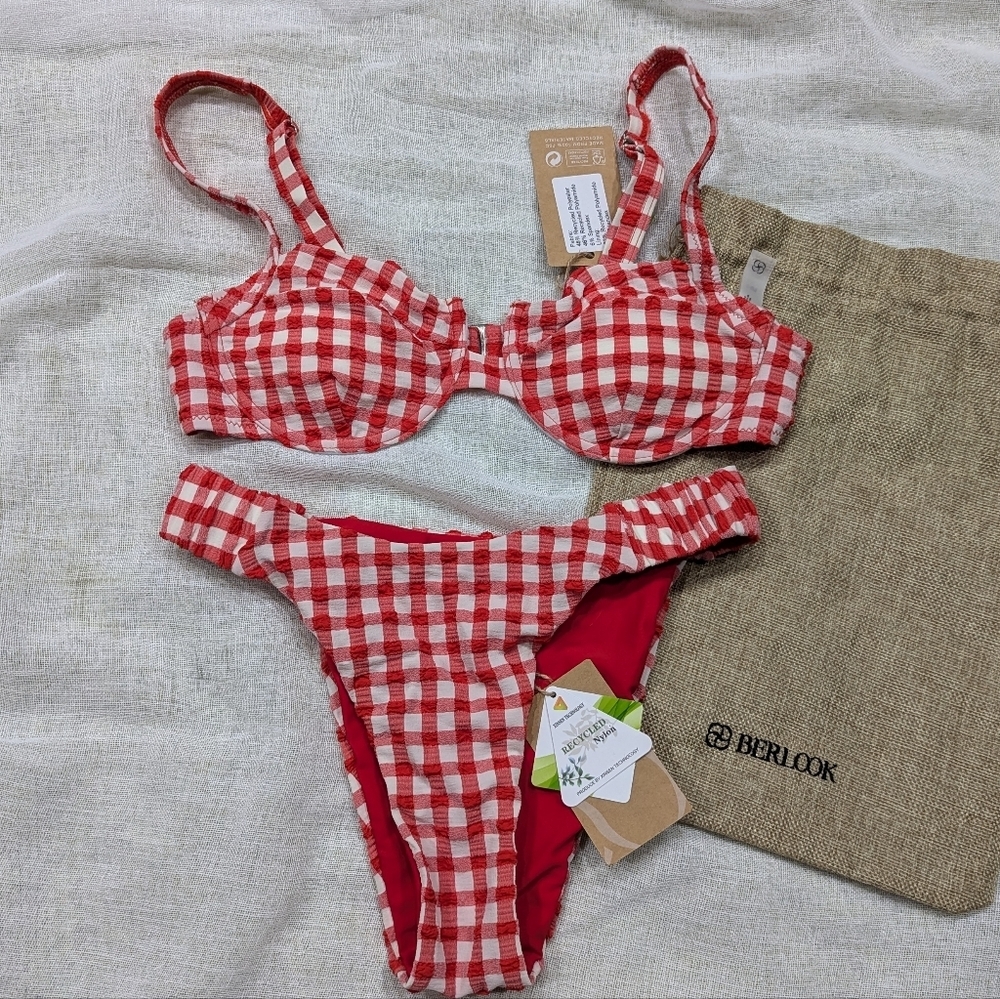 Berlook / new with tags  / Red Textured Plaid Bikini set